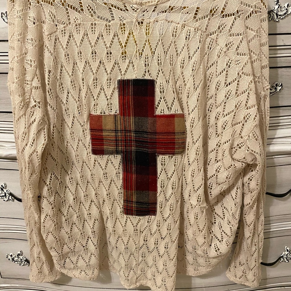 Missy Robertson crochet top